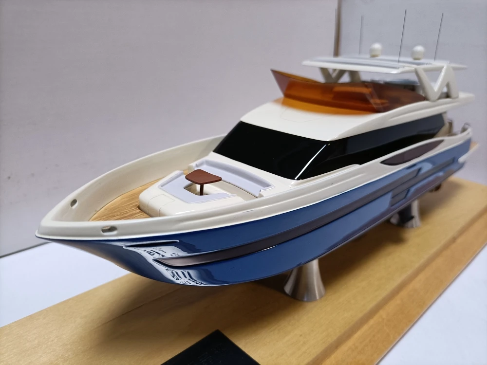 

Модель роскошной яхты AQUITALIA 1:160 Yihong двойные драконы три истории имитация смолы статическая модель Украшение