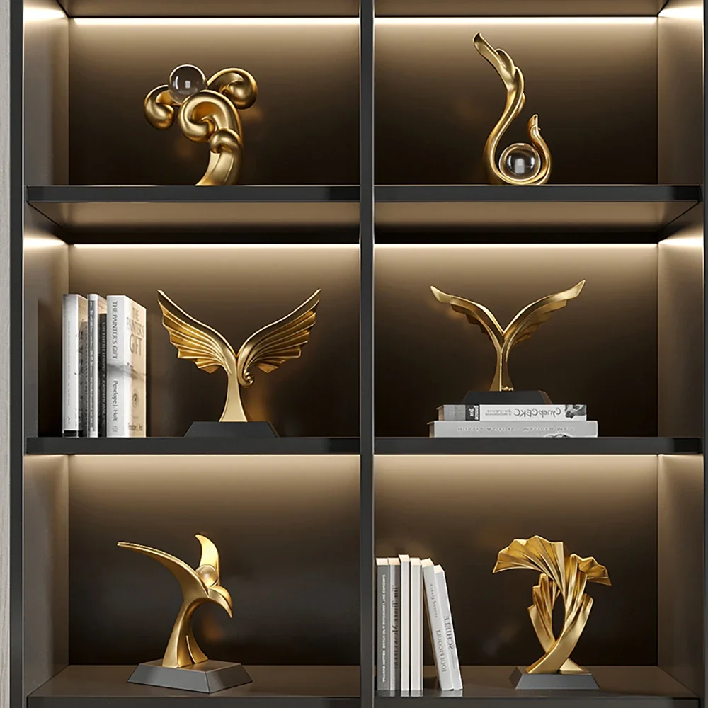

Gold Sculptures Figurine Feng Shui Office Accessories Eagle Sculptures Figurines for Interior Ornaments for Rooms Desk Home