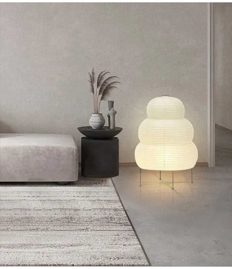 Akari 10a Floor Lamp