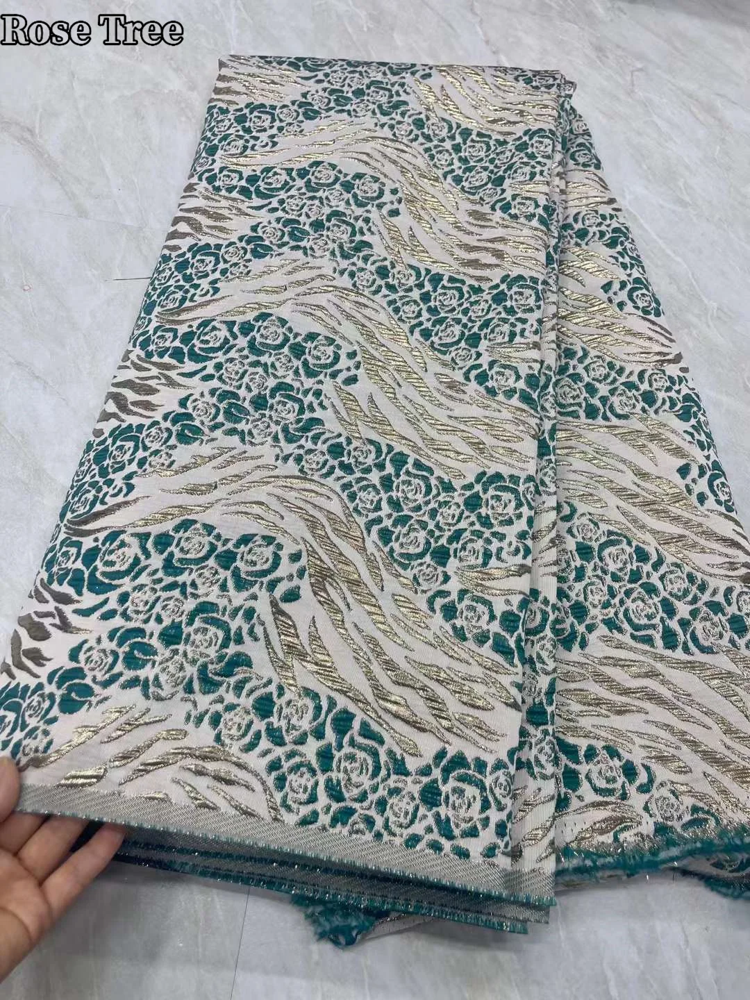 

2023 Latest Gold Brocade Lace Fabric High Quality African Lace Fabric Embroidery Jacquard Fabric For Wedding Sewing