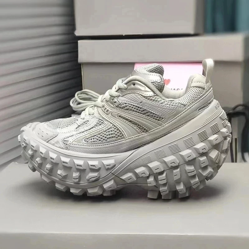 Designer Men Safety Paris Walking Old Dad Height Increasing Defender Thick Sole Mesh Breathable Casual Sneakers Tire Tank Shoes