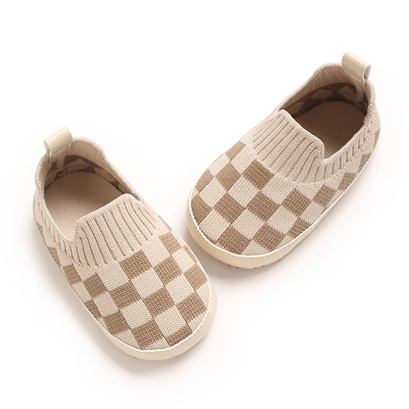 Newborn Soft Soled Bed Shoes Fashionable Checkered Baby Casual Shoes Anti Slip Walking Shoes 6