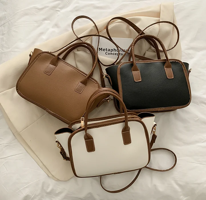 

Women's Bag 2022 New Fashion Versatile Fashion Retro Shoulder Bag Premium Crossbody Wing Bag