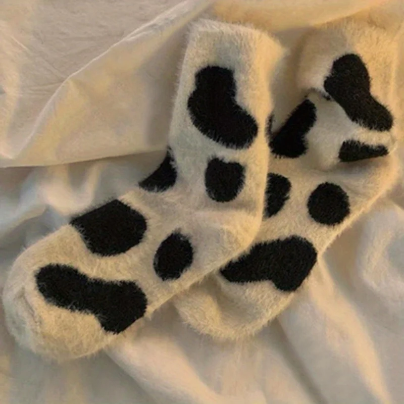 Womens Socks 2 Pairs Cute Cow Spots Print Socks Thickened Warm Coral Fleece Socks Women's Stockings Hosiery