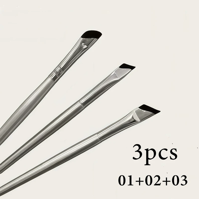 Professional Ultra Fine Angled Eyeliner Brush For Precise Makeup_voghion.com