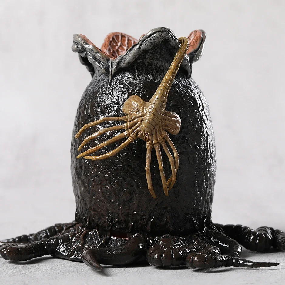 アルビノエイリアン　ネカ　フィギュア ネカ アルビノ・エイリアン 7インチアクションフィギュア