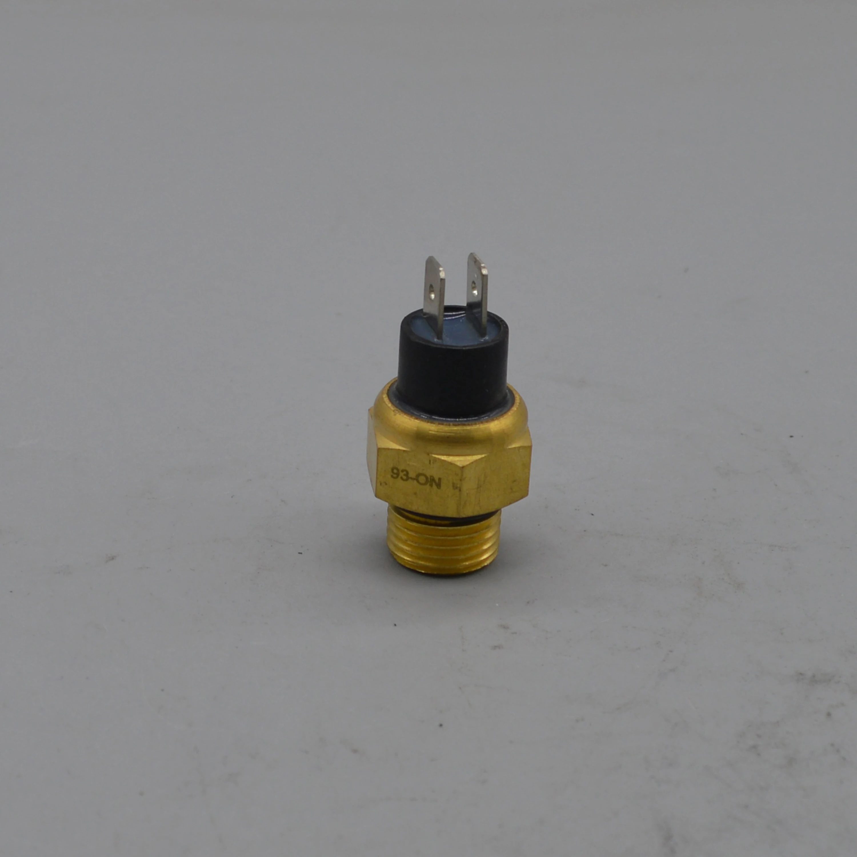 Engine thermostat temperature switch for QJIANG keeway benelli silverblade silver blade 250cc BJ250T-8 scooter accessories