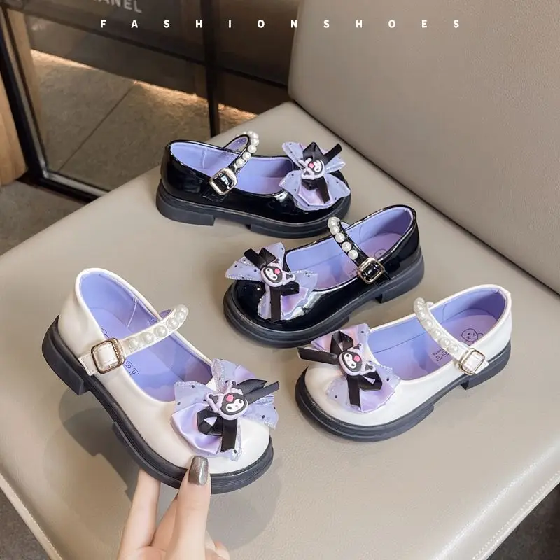

2024 Cute Kuromi Children Princess Shoes Kawaii Sanrioed Anime Girl Heart Cartoon Sweet Babys Performance Sandal Gift for Kids
