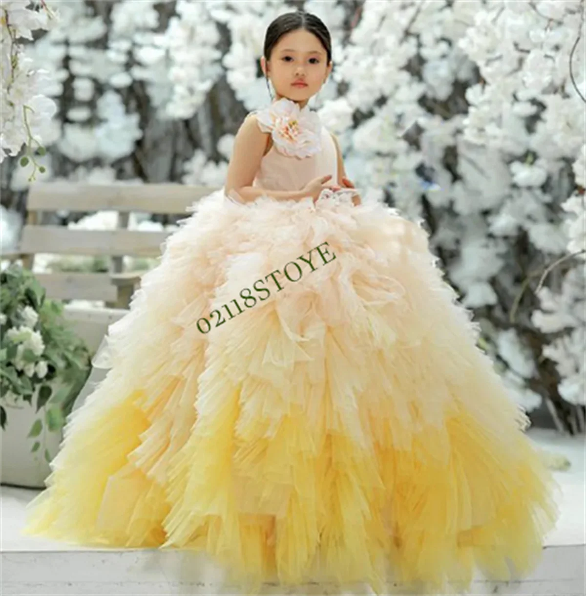 

Ball Gown Customized Flower Girl Dress O Neck Sleeveless Ruffles Soft Tulle First Communion Gown Kid Christmas Party Dresses