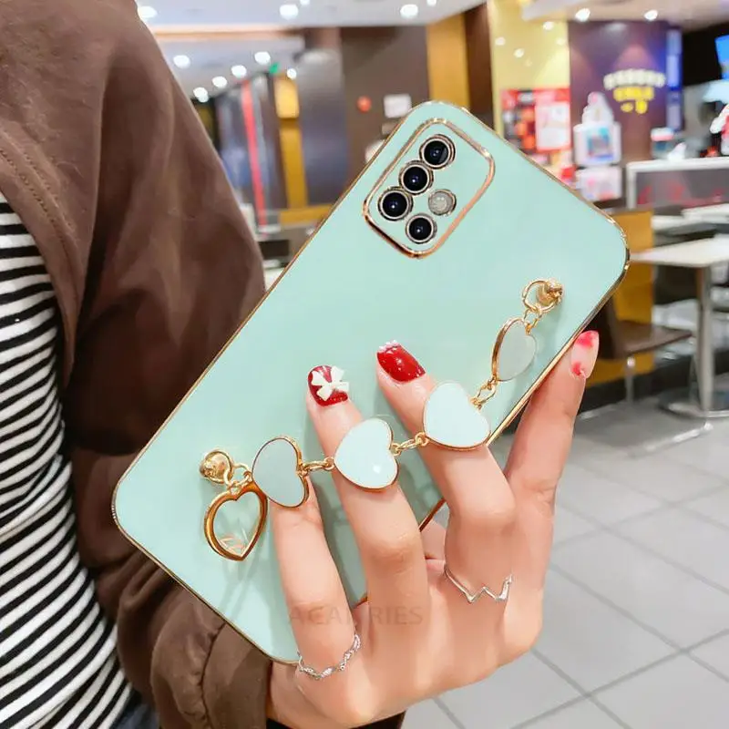 Elegant Love Heart Bracelet Chain Case - Fashion Plating Cover