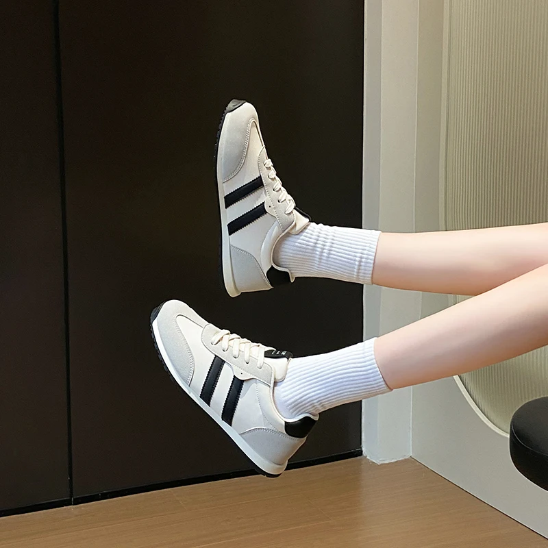 New Leather Women's White Casual Woman Vulcanize Sneakers Breathable Sport Walking Running Platform Flats Shoes Size 35-40
