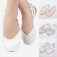 Rhythmic Gymnastics Toe Shoes Soft Half Socks Knitted Roupa Ginastica Professional Competition Sole Protect Elastic three Colors 2