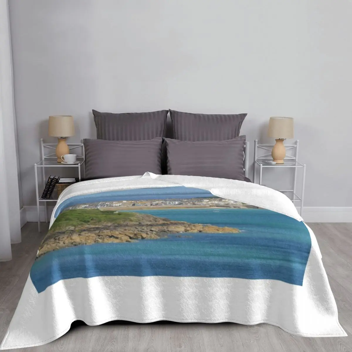 St Ives �ܿ� ������ ���, �� ħ��, ǫ���ϰ� �ε巯�� ���� ���