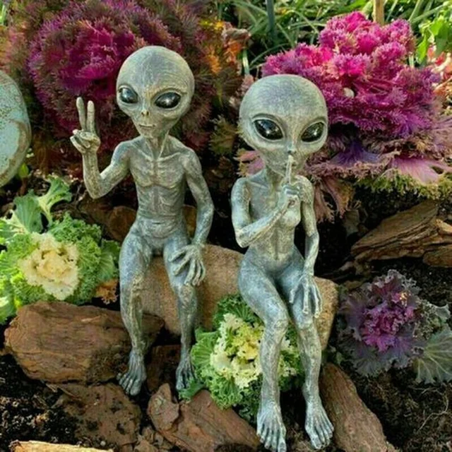 Estatuilla de resina para decoración del hogar, adornos de Alien espacial para exteriores, miniaturas para jardín, regalo - Imagen 3