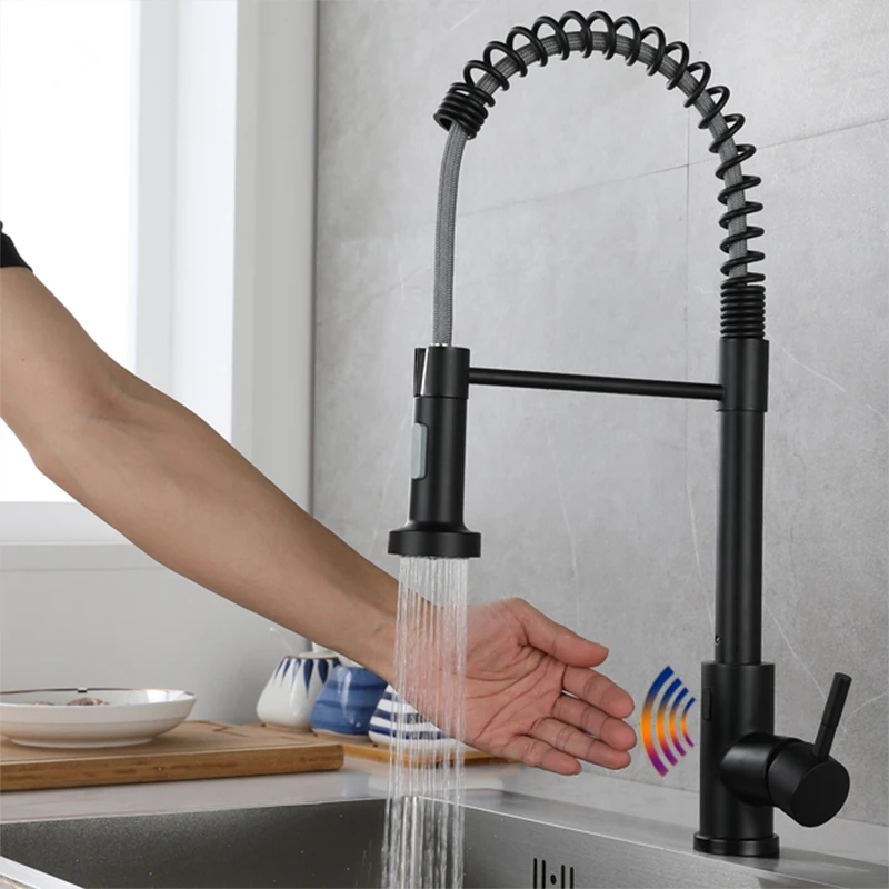 Black Tall Sensor Kitchen Faucet Cold and Hot Pull Out Two Function Deck Mounted Tap With Free Hose Battery Powered