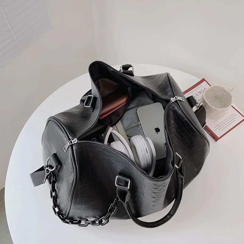 2022 New Fashion Crocodile Print Travel Bag Large Capacity Versatile Premium Leisure Bag Leather Shoulder Fitness bag