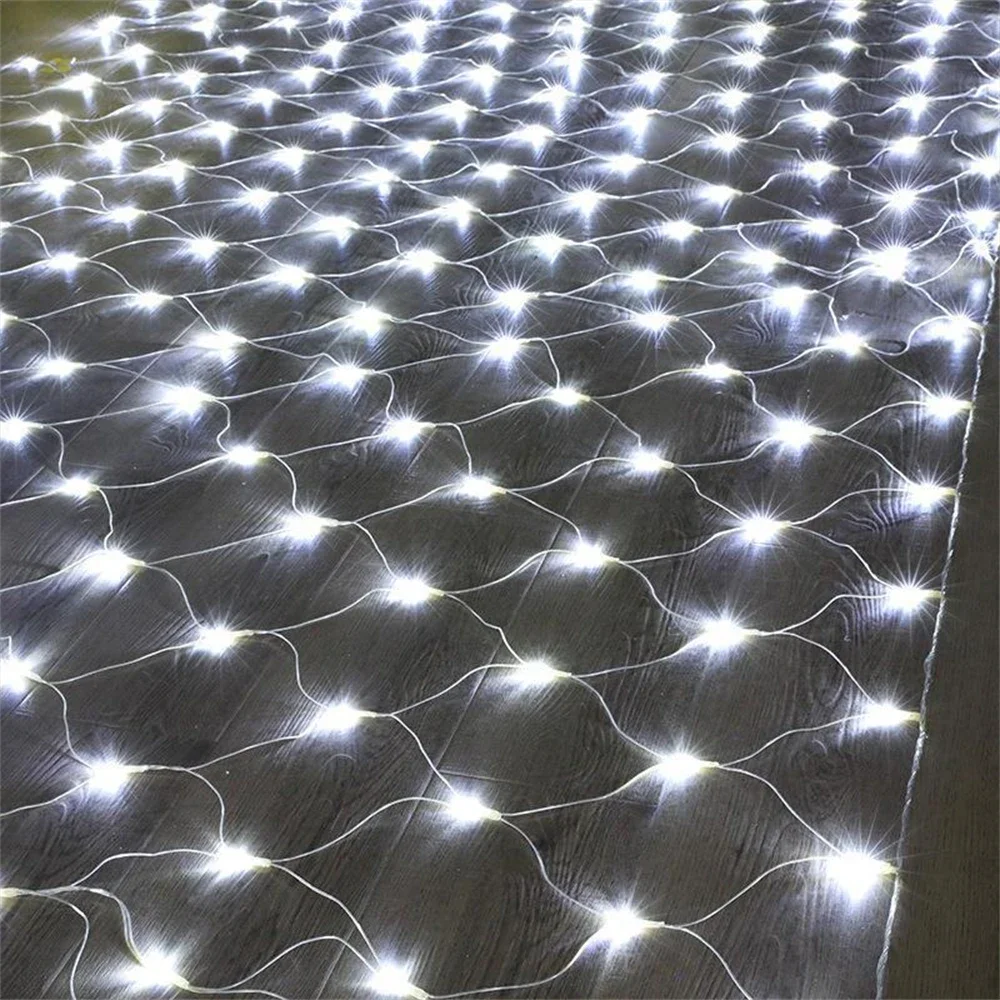 thumbnail image 1 of Luces LED navideñas de malla de red, luces de hadas para jardín al aire libre, guirnalda de luces LED impermeables para decoración de bodas, 3 m/6 m/12 m, 1 of 5
