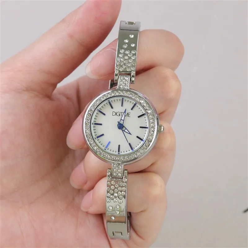 Women\'s watches   watch for women  Girl Simple Slim  Watchband Quart Charm Diamond Wristwatch  Women\'s wristwatch  Free shipping