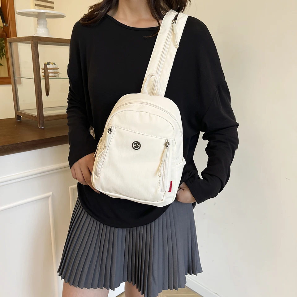 Mehrfarbiger Nylon-Mini-Rucksack, modische und vielseitige kleine Damentasche, lässiger Reise-Multifunktionsrucksack – Detail 9