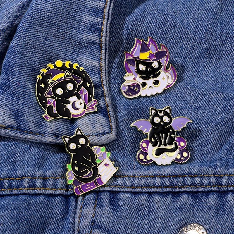 

Креативная Волшебная черная металлическая брошь в форме кота, луна, фотоэлемент, медицина, бутылка, Череп, летучая мышь, ведро, черная фотоэлемент, панк, булавка для лацкана, подарок