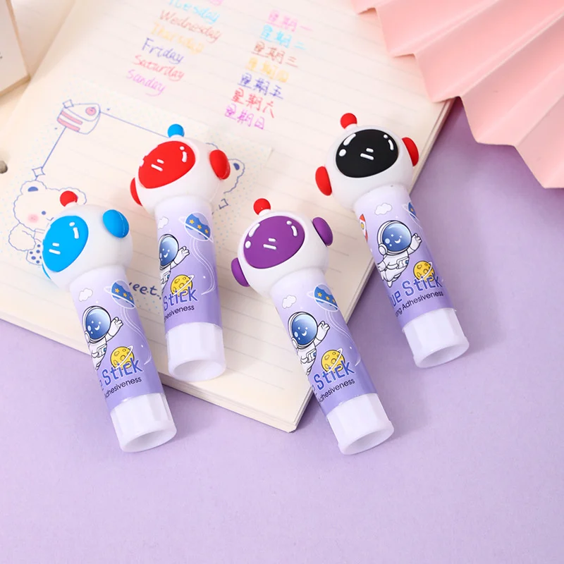 카와이 우주 비행사 솔리드 글루건 스틱, DIY 도구, 학생 수제 사무실 학교 용품, 로트당 16 개