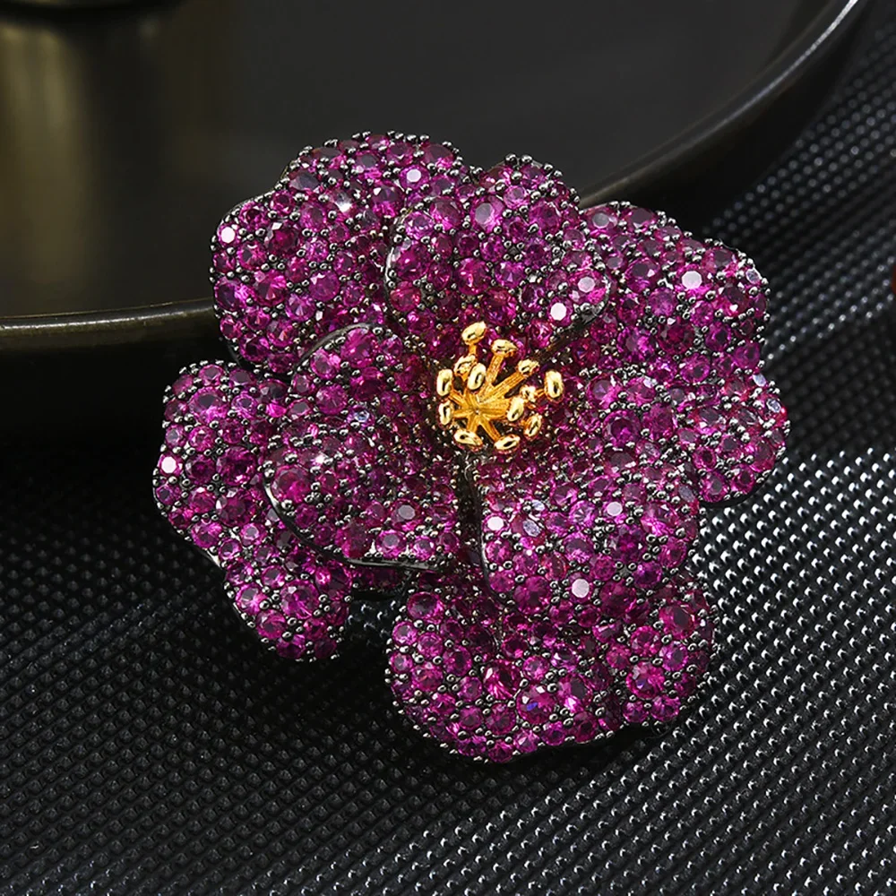 Women Elegant Large Full Crystal Flower Luxury Brooches Badges Lady Casual Party Banquet Shiny Boutique Pins Accessories Corsage