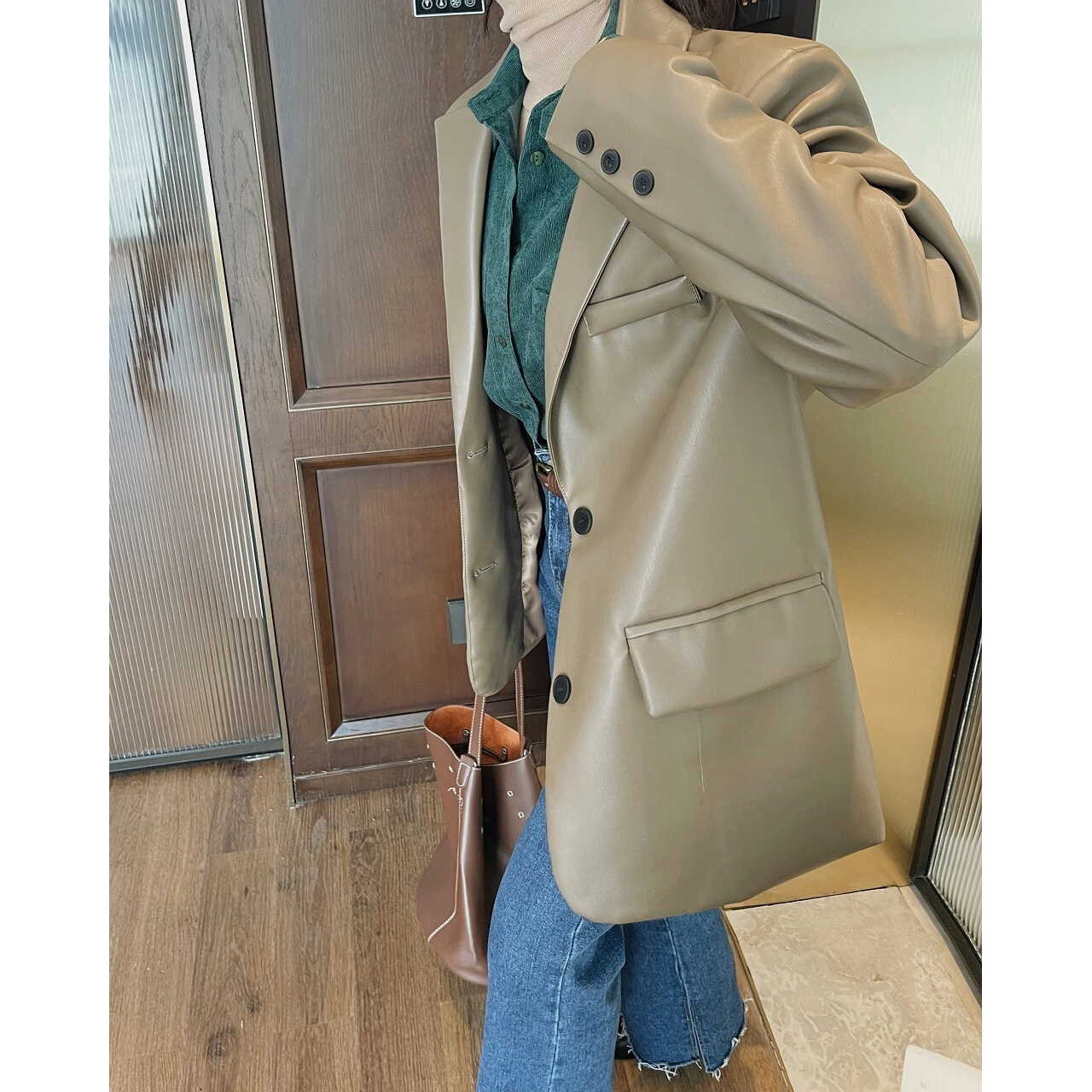 2022 Women Faux Pu Leather Jackets Blazers Trench Coats Y2k Clothes Windbreaker Overcoat Autumn Winter Oem Stylish Chic Outer