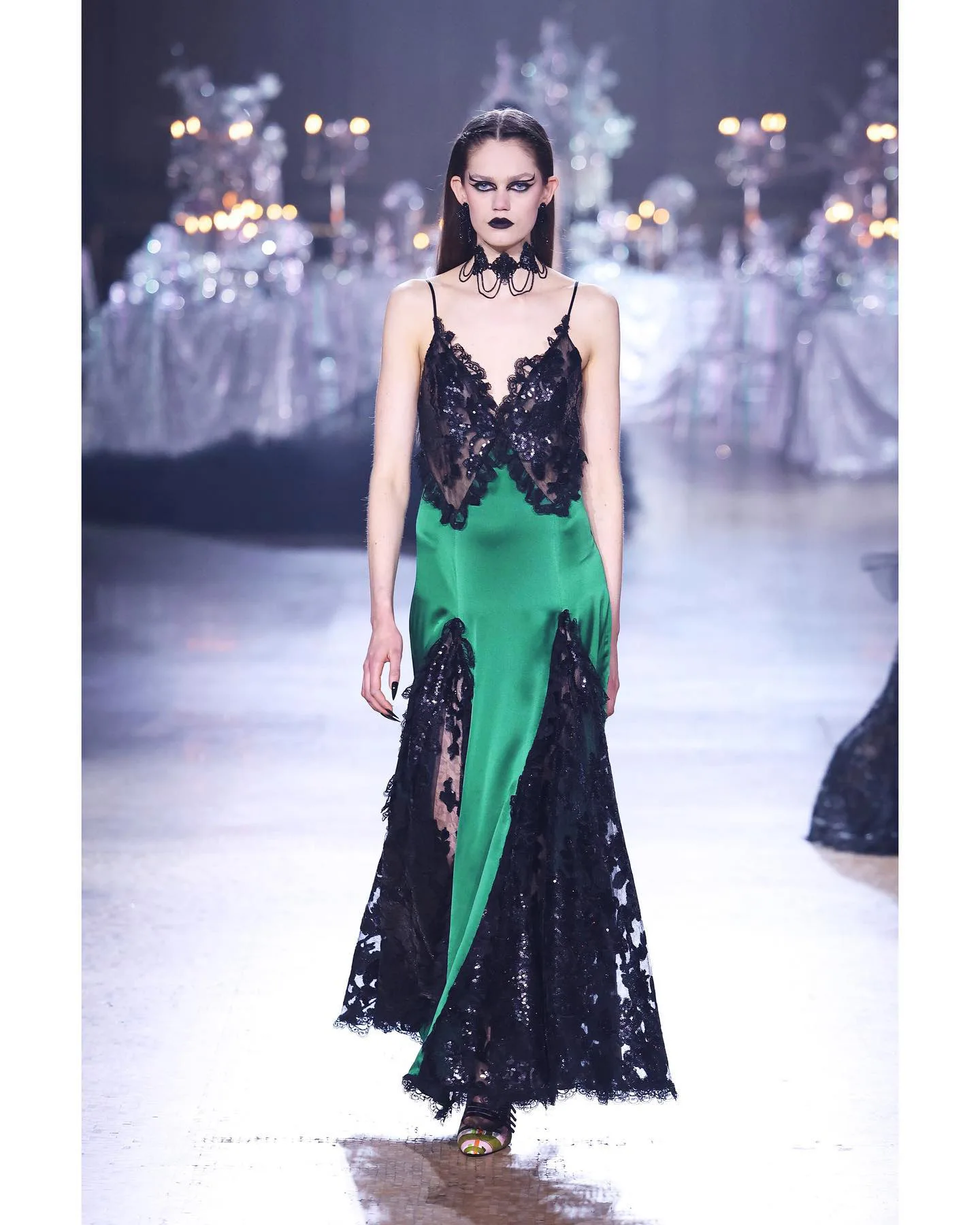 

New Sequin Lace Camisole Dress With Black And Green Retro Sexy Women's Dress Toasting Dress Model Runway Fashion Performance