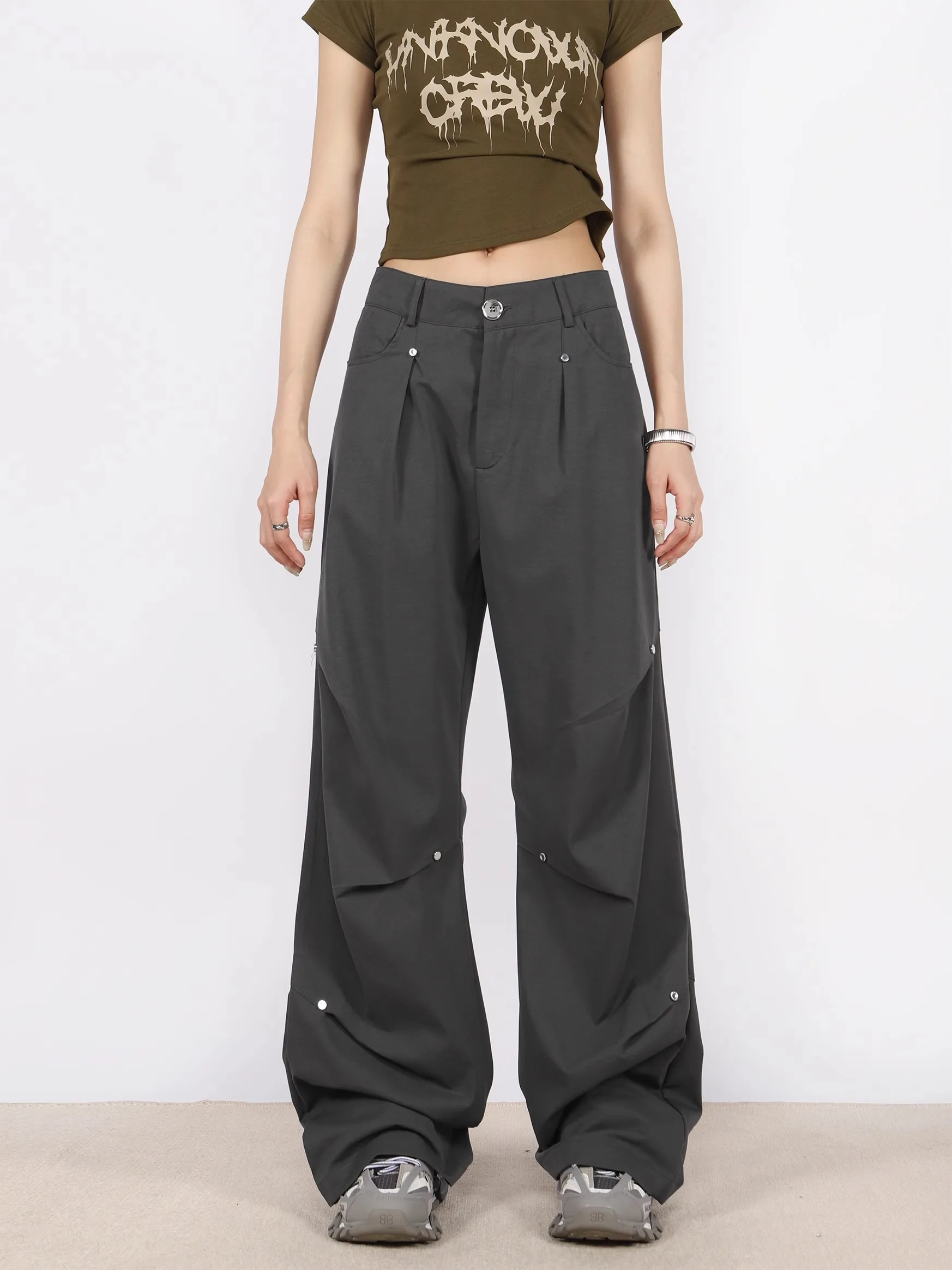 

Women's High Street Casual Overalls Solid Color Loose Wide Leg Pants American Retro 90's Oversized Y2k Black Cargo Tierred Pants