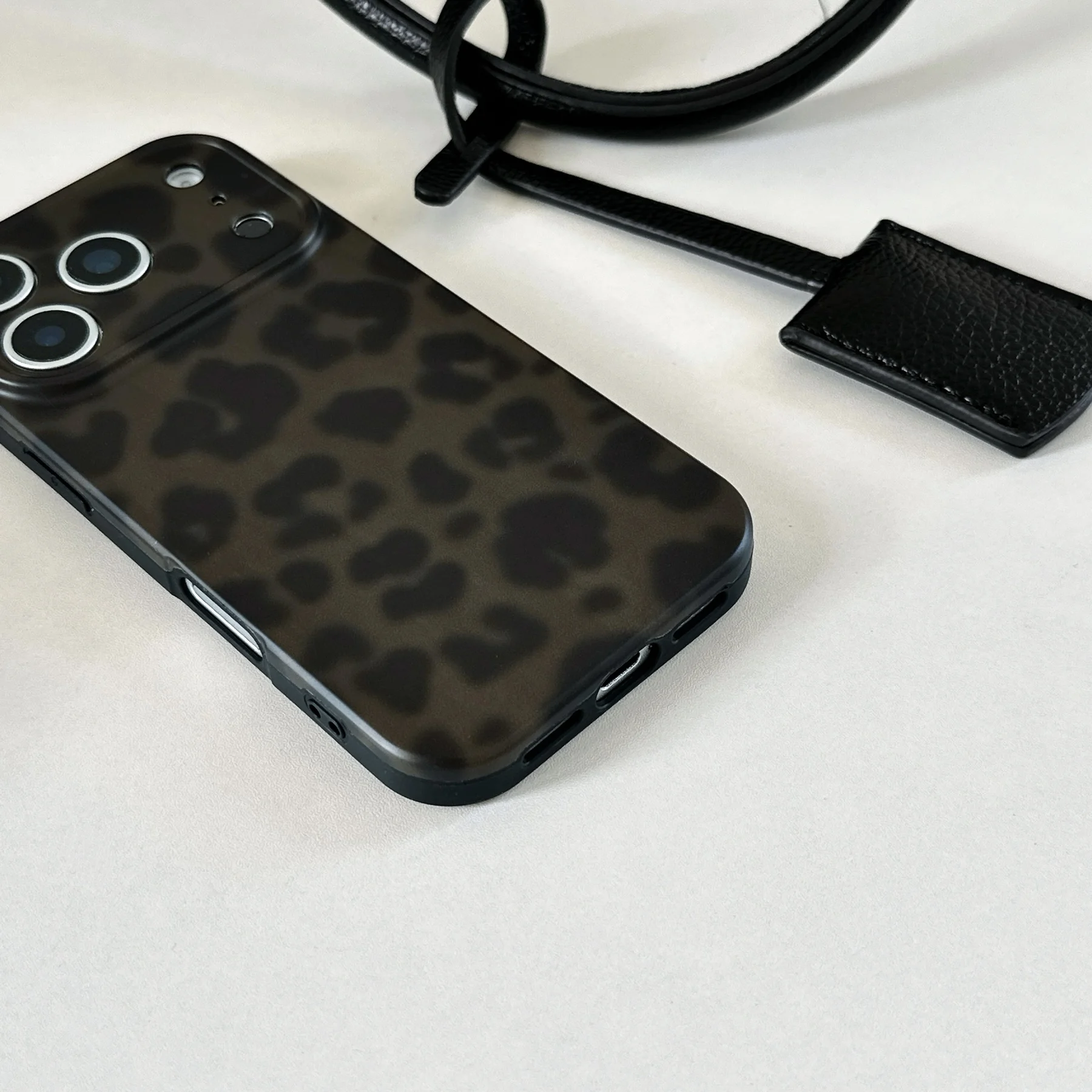 Retro Stylish Amber Color Lamber Pattern Glossy Phone Cover Case for iPhone 17 16 15 14 13 12 Pro Max Plus Air Image 32