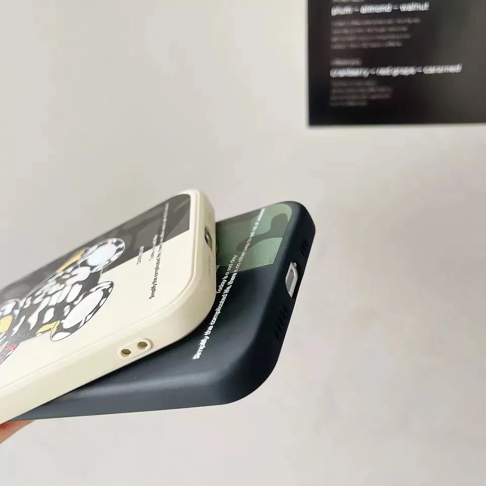 Fashion Side Gloomy Cool Bear Phone Case For Apple iPhone 11 13 12 Pro 12 13 Mini X XR XS Max 5 6 6s 7 8 Plus Luxury Cover Coque