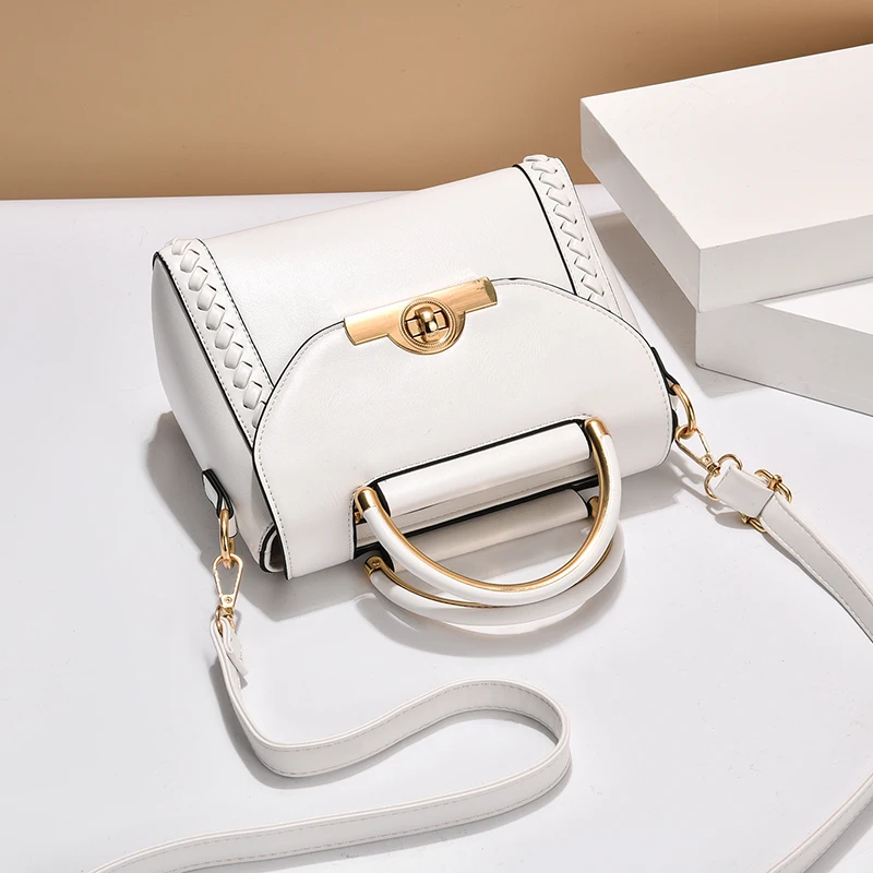 حقيبة يد أنيقة مزينة بمشبك، حقيبة كروسبودي نسائية...