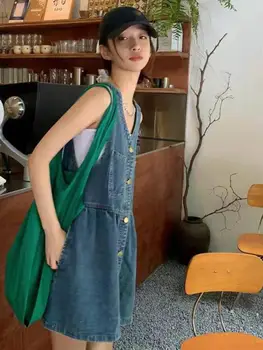 فستان بحزام بدون أكمام المرأة الصيف جيوب واحدة الصدر فساتين من قماش الدنيم امرأة الكورية نمط فضفاض ألف خط فستان قصير 2025 4