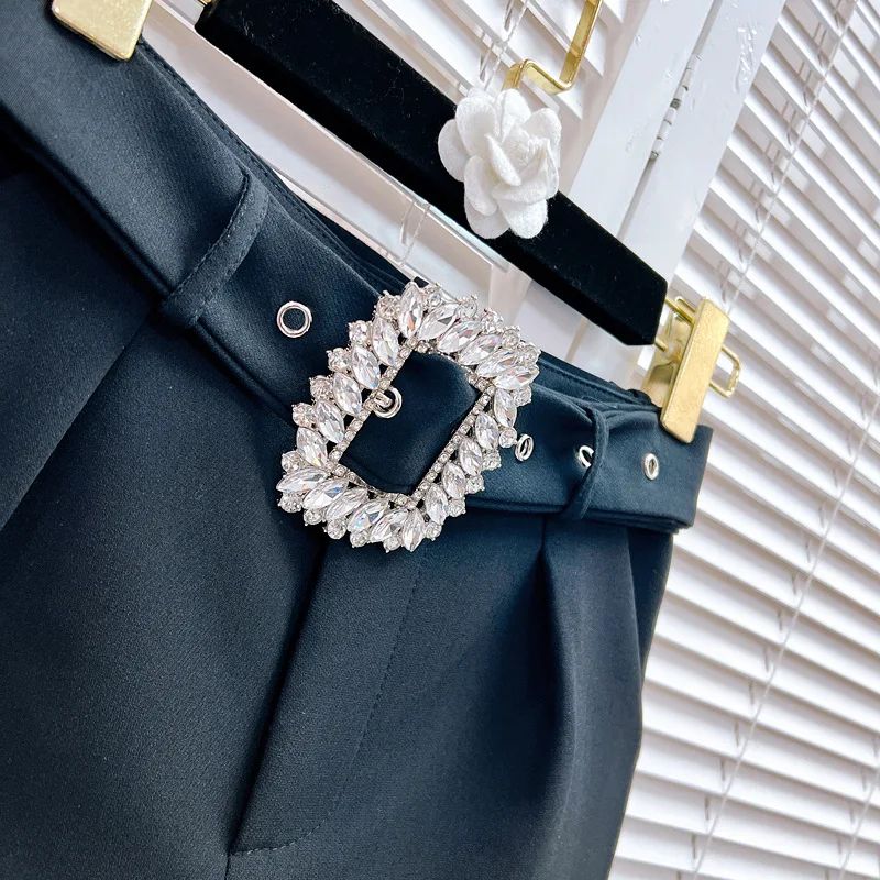 Autumn Clothes Sparkling Rhinestones Buckle Belt Decorative Black Shorts 2023 New Fashion High Waist Straight Suit Shorts Women