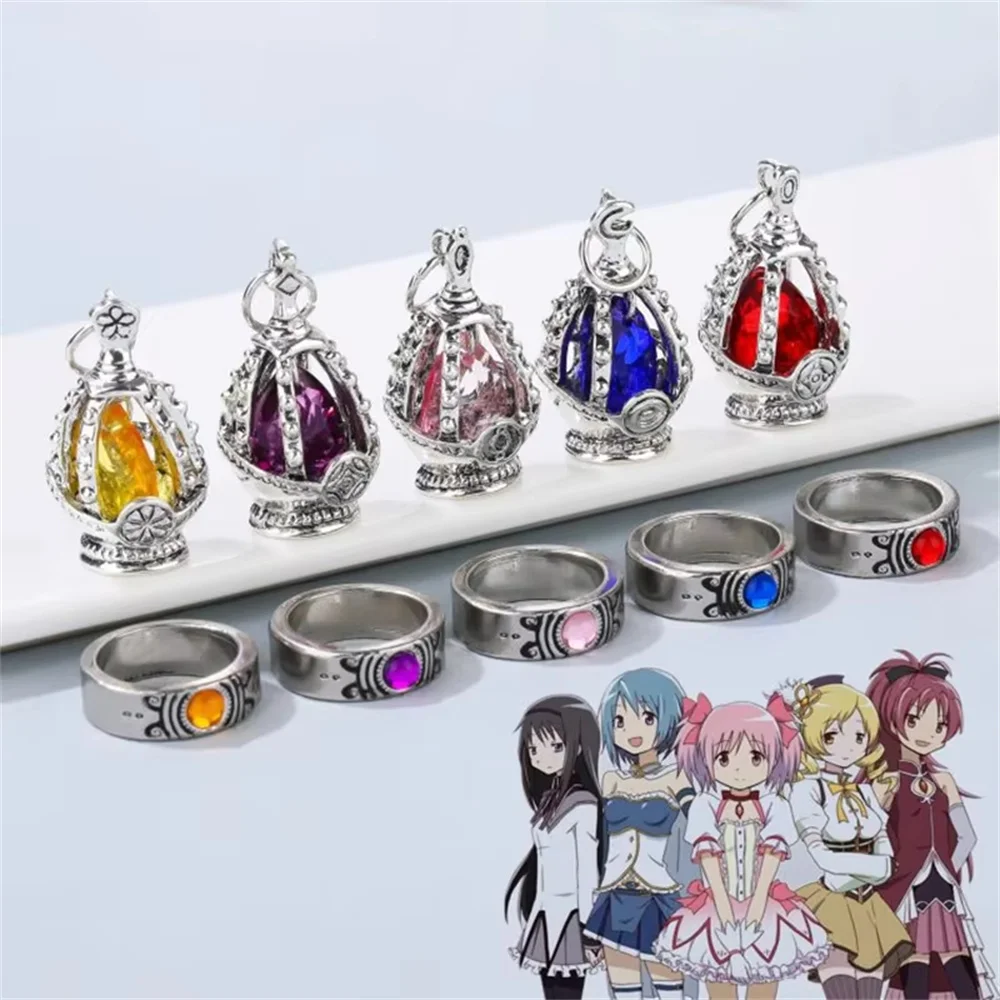 Anime Puella Magi Madoka Magica Seelenglanz-Halskette Kristallanhänger Ring Cosplay Kostüme Liebhaber-Schmuckset Accessoires Requisiten