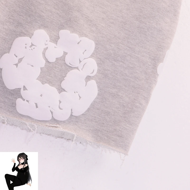 Рисунок 3 - Мужские и женские джинсовые шорты