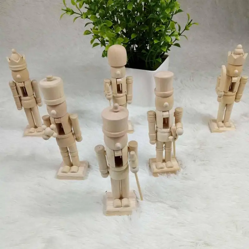 Рисунок 3 - Рождественские украшения для орехов