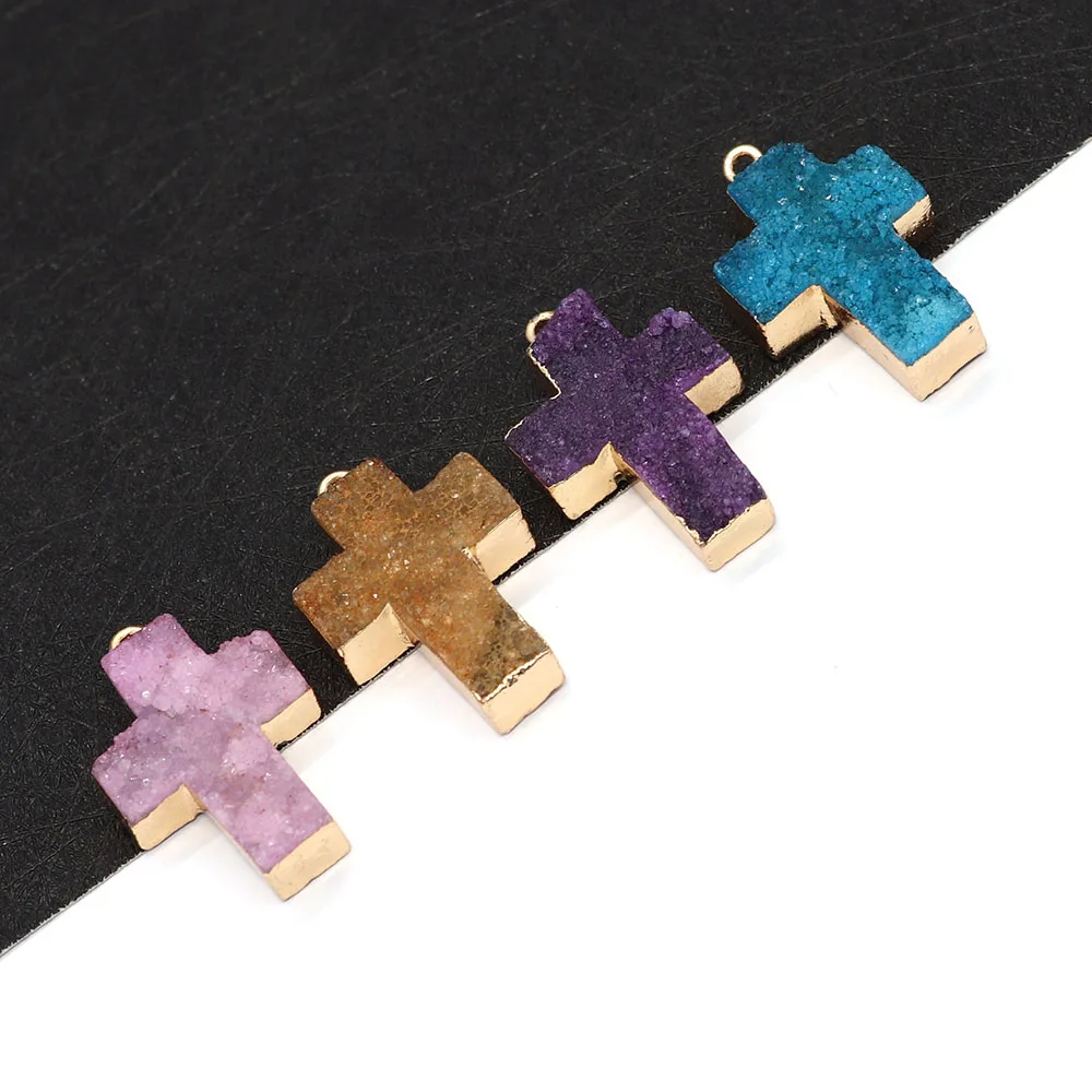 High Quality Natural Stone Crystal Tooth Pendant 15-35Mm Gold Plated Cross Onyx Charm Jewelry Diy Bracelet Necklace Accessories