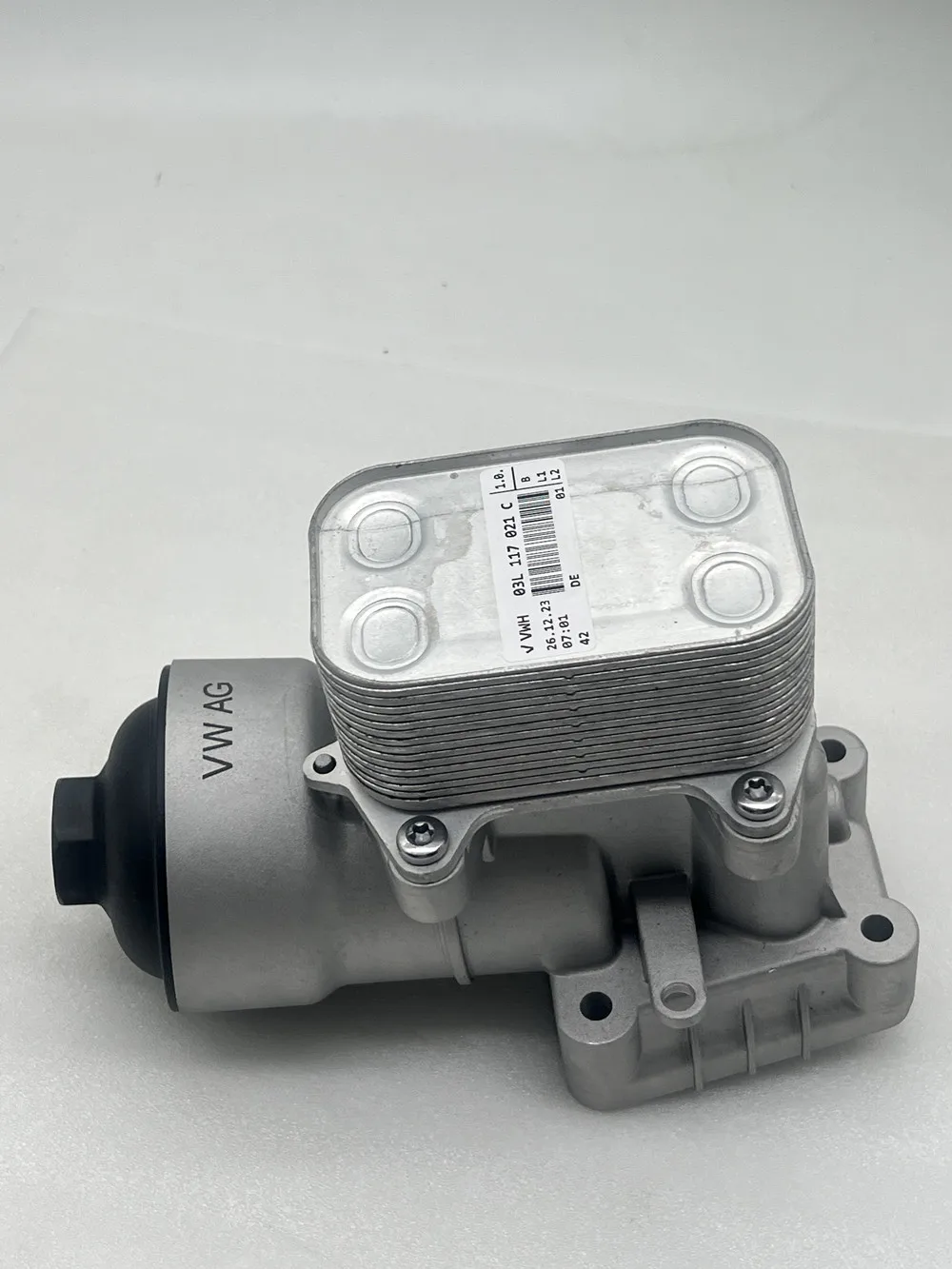 03L115389B Genuine New OME Oil filter Housing w/ Filter & Cooler Assembly For VW Passat TDI 2.0L 2012-14 03L115389C 03L115389H car oil filter,oil cooler