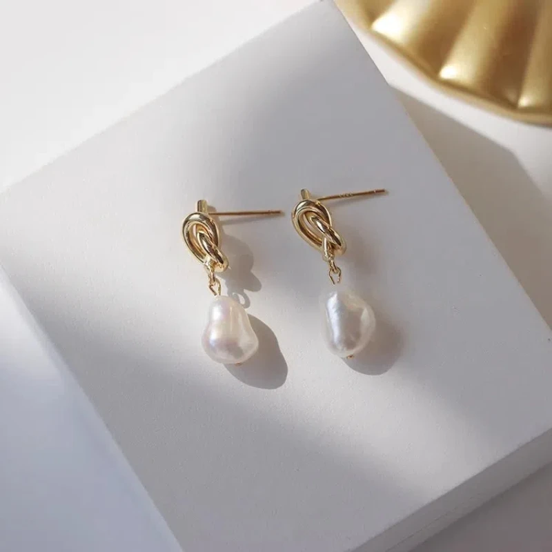 15-25mm Natural White Freshwater Baroque Pearl Dangle Earrings - Gold Stud, Screw Back
