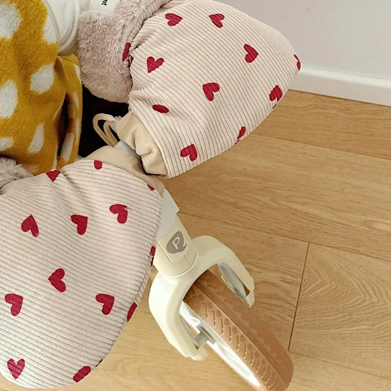 2-12Y New Windproof Infant Stroller Gloves Children Outdoor Sports Mittens Cartoon Printed Hands Warmer Scooter Gloves Accessory