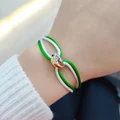 Green color white