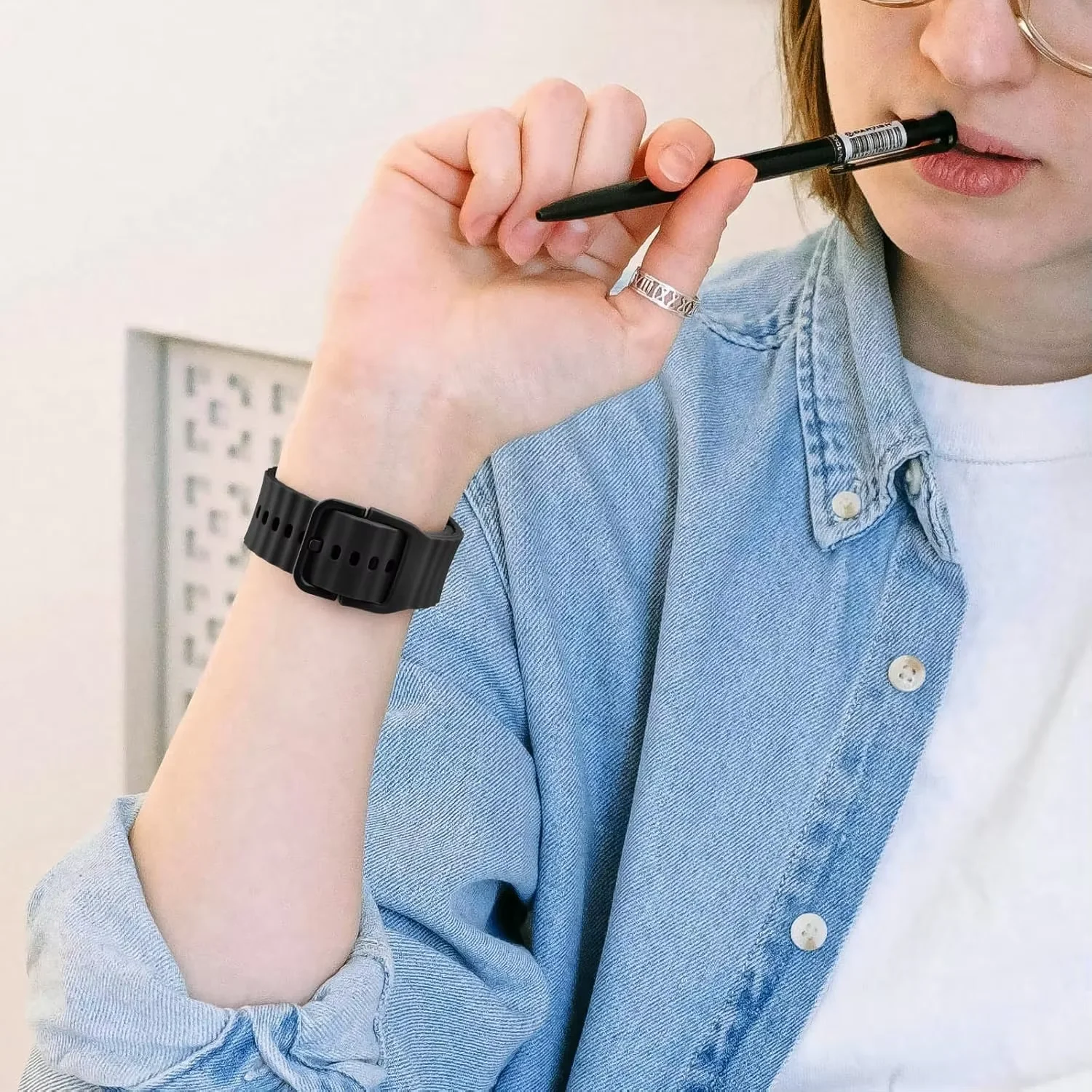 Versatile Silicone Strap Bracelet - Available in 18mm, 20mm, and 22mm Sizes