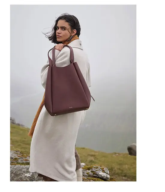 Shelby bucket deals leather bag