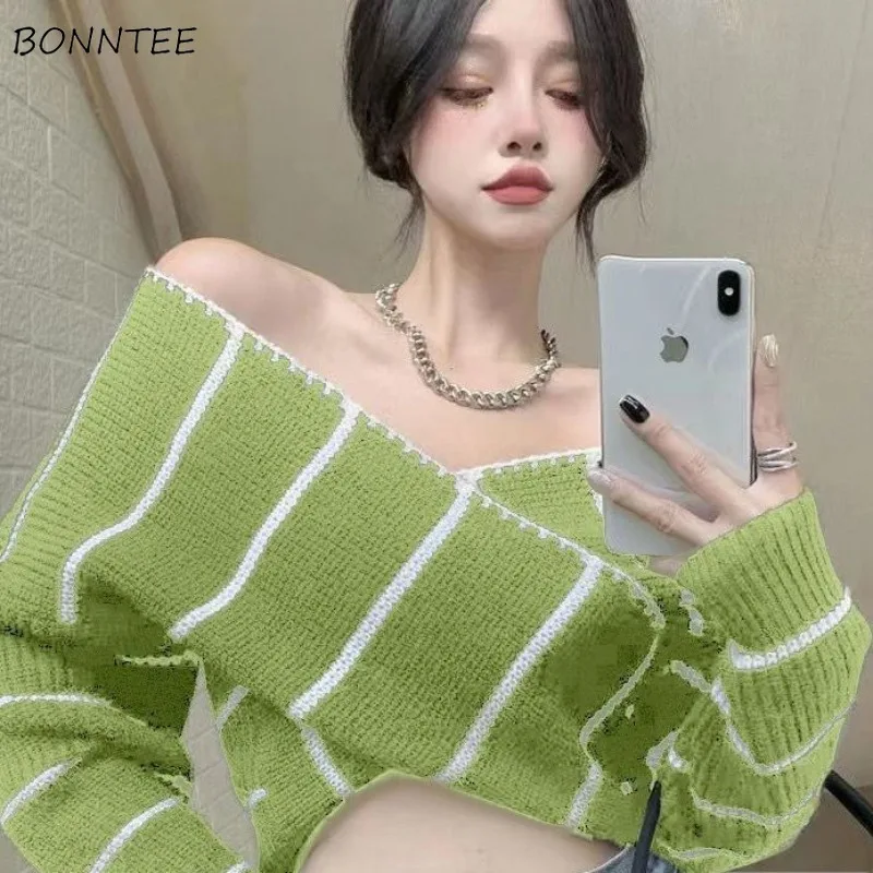 

Slash Neck Pullovers Women Striped Long Sleeve High Street Fashion Personality Design Off Shoulder Sexy Knitted Chic Retro New