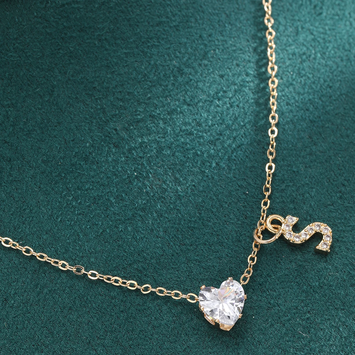 Fashion Zircon Heart Letter Initial Necklace for Women Sparkly Gold Color Chunky A-Z Pendant Neckalces Chain Custom Jewelry Gift