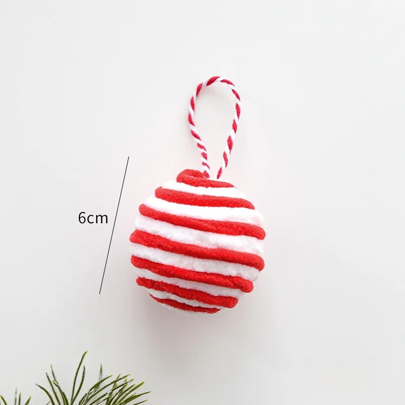 thumbnail image 1 of Bolas de Navidad rosas Adornos navideños Colgantes para árboles de Navidad Decoración navideña DIY 2025 Feliz Año Nuevo, 1 of 5