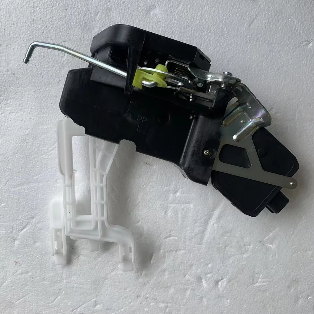 8131026000 for hyundai Santa fe SM 2000-2006 Front Left LH door