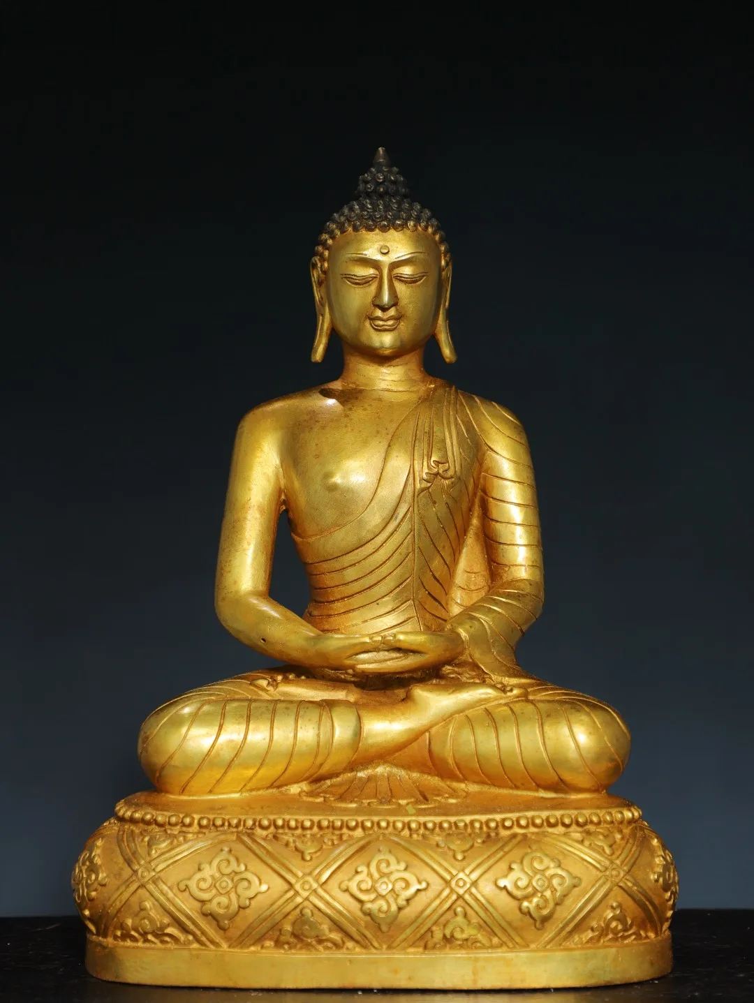 

12"Tibetan Temple Collection Old Bronze Gilded Cinnabar Mud gold Treves Shakyamuni Sitting Buddha Worship Hall Town house