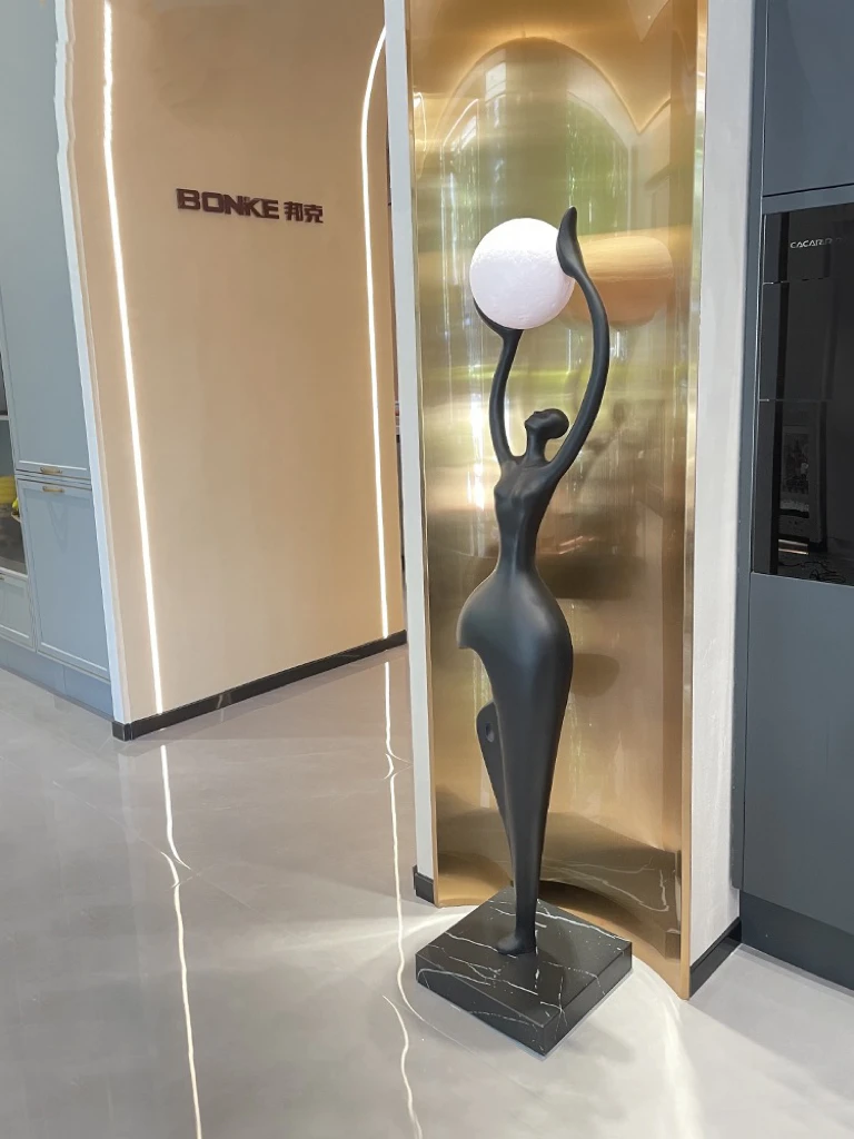 

Creative humanoid art floor lamp sculpture